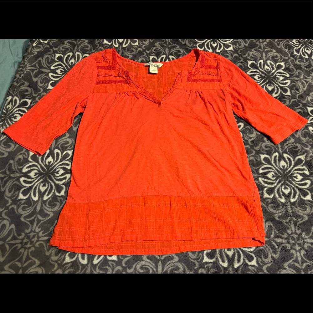 Lucky brand red boHo/hippie style shirt size medium